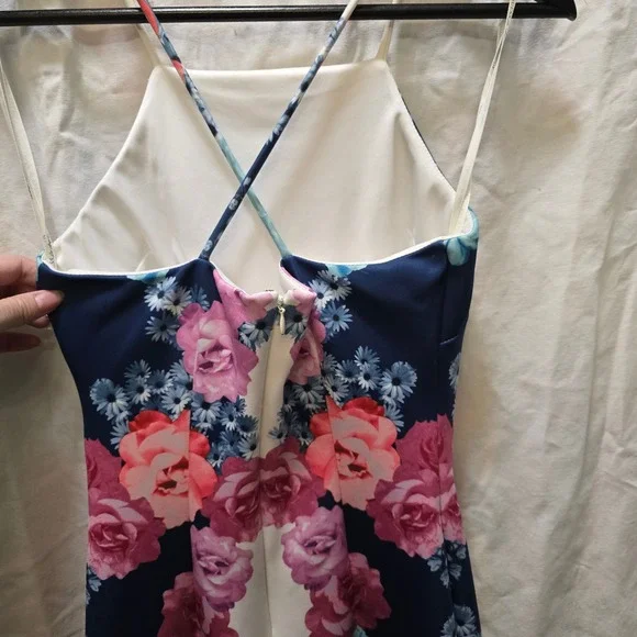 Guess Los Angeles Floral Print Apron Halter Sleeveless Mini Dress 2 Bodycon - Picture 9 of 11